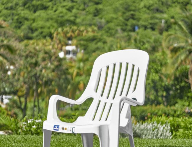 Muebles plásticos en Panamá: confort y estilo en exteriores